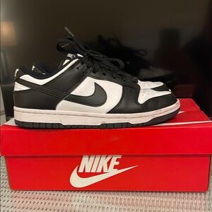 Nike Womens Dunk Lows
